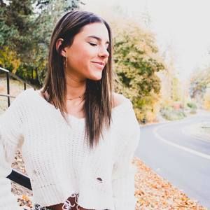 Meet your Posher, Elli